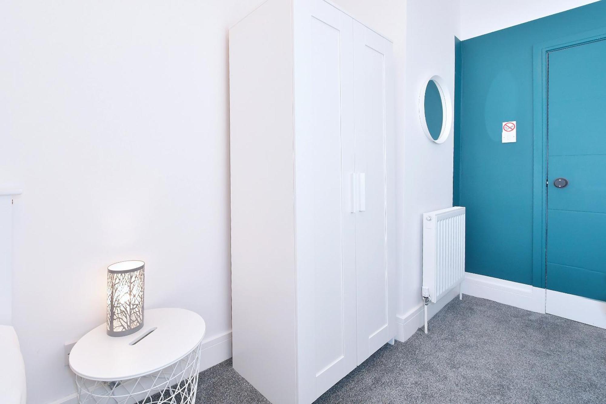 Townhouse @ Henry Street Crewe Hotel Екстериор снимка
