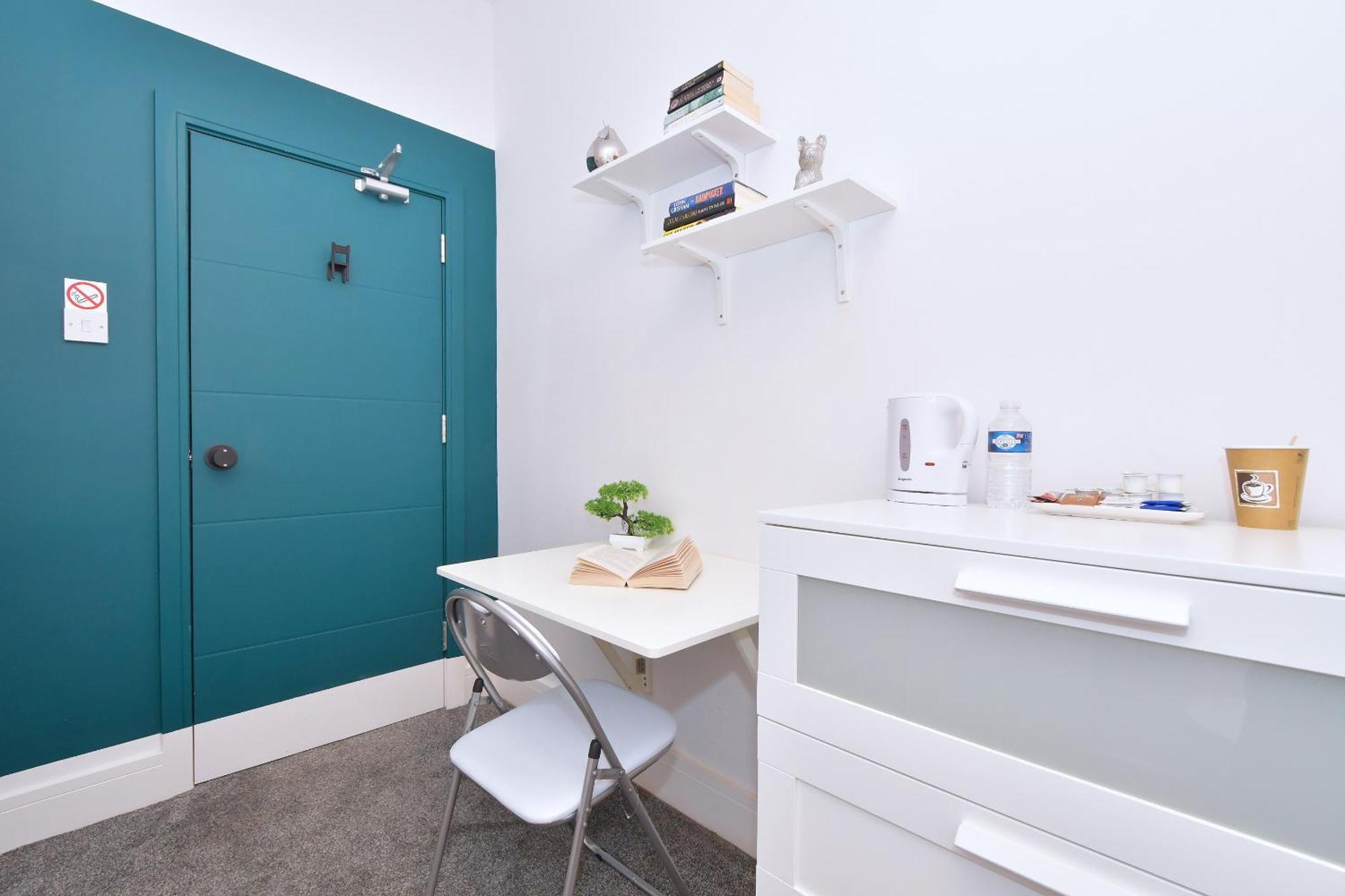 Townhouse @ Henry Street Crewe Hotel Екстериор снимка